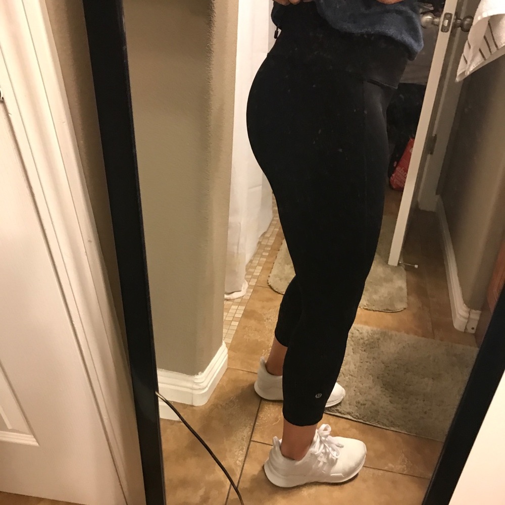 Lululemon inspire crop